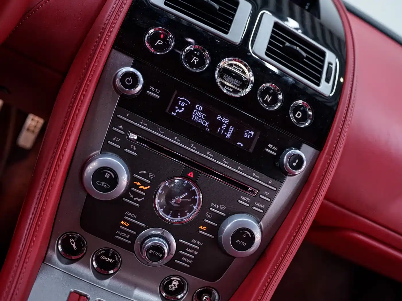 Aston Martin DB9 2014 2013 6.0L Coupe