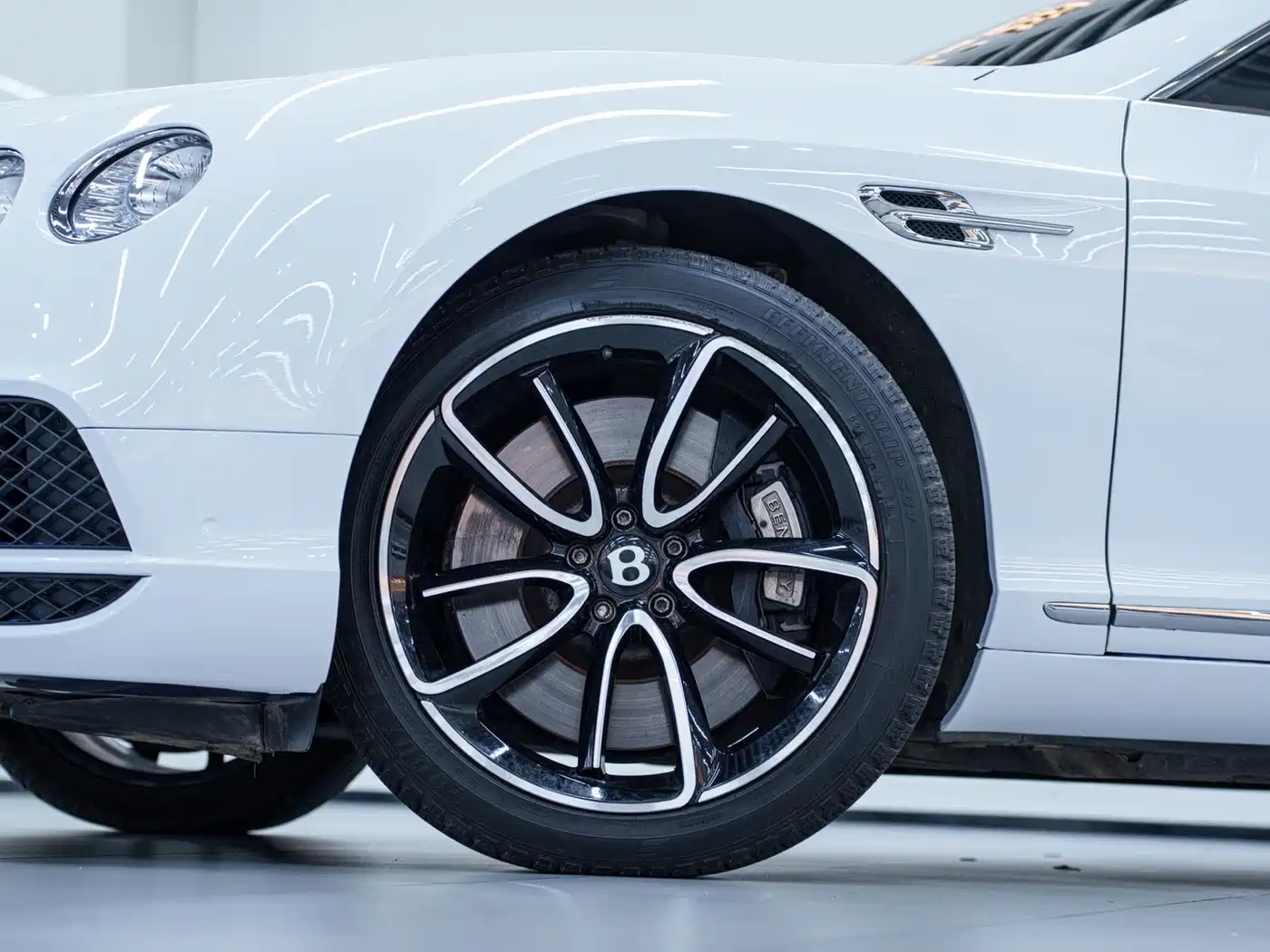 Photo 12 - Bentley Continental