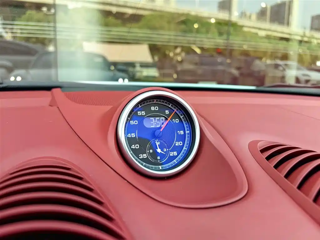 Porsche 718 2022 Boxster 2.0T фото 12