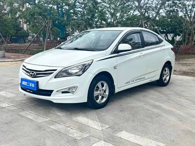 Hyundai Verna 2014 1.4L Manual Smart GLS