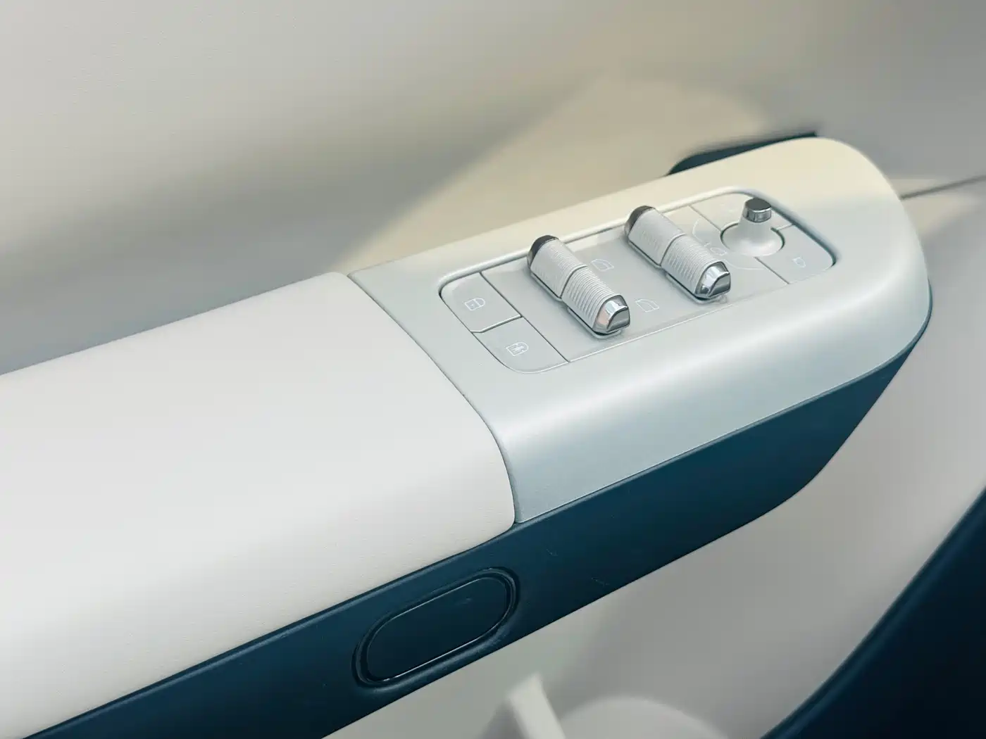 Lynk & Co 07 EM-P 2024 EM-P 126 Long Range Intelligent Drive Ultra фото 12