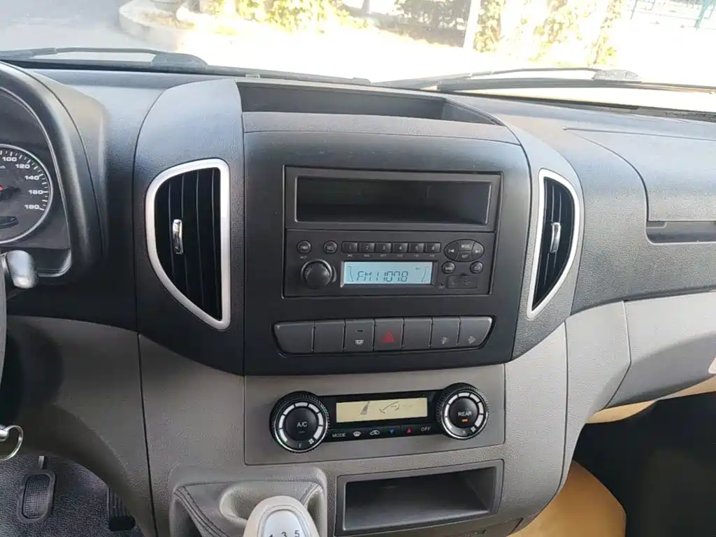 JAC Star锐 2021 2021 2.0T Series 4 Star Express 8/9 Seater D20TCIF1