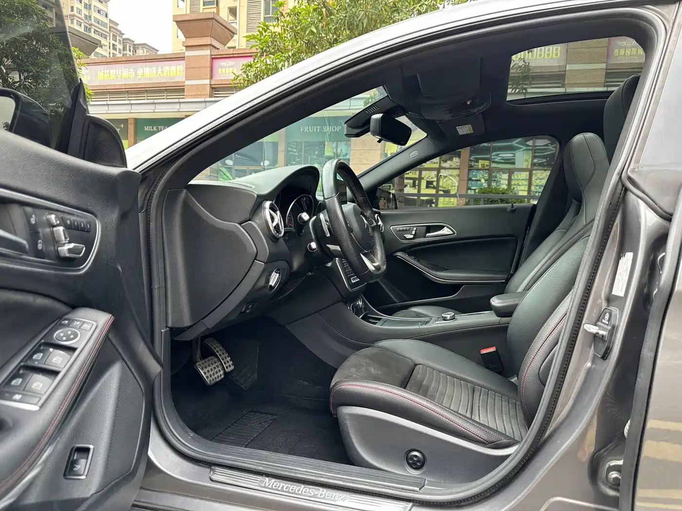 Mercedes-Benz CLA (Import) 2018 CLA 220 4MATIC фото 10