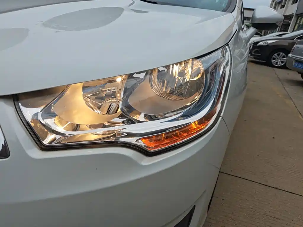 Citroën C4L 2016 2015 1.8L Automatic Luxury Edition