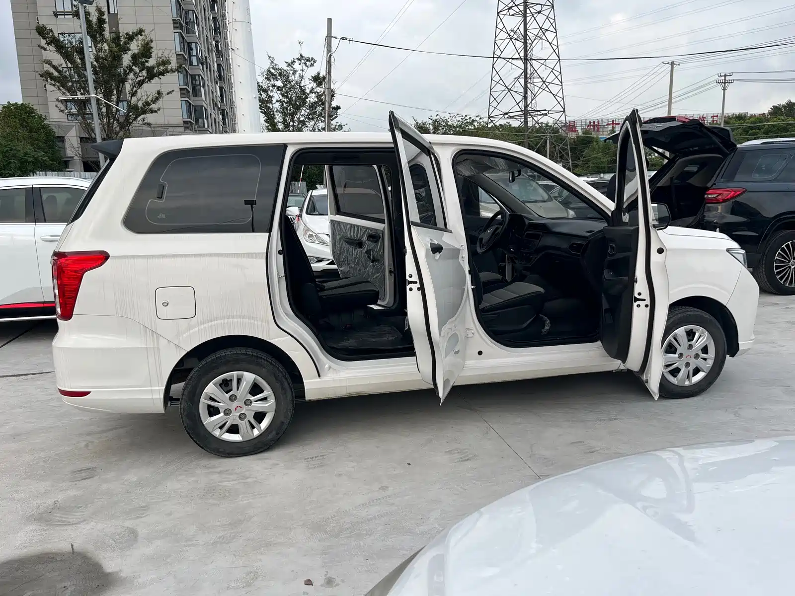 Фото 12 - Wuling Motors Wuling Hongguang
