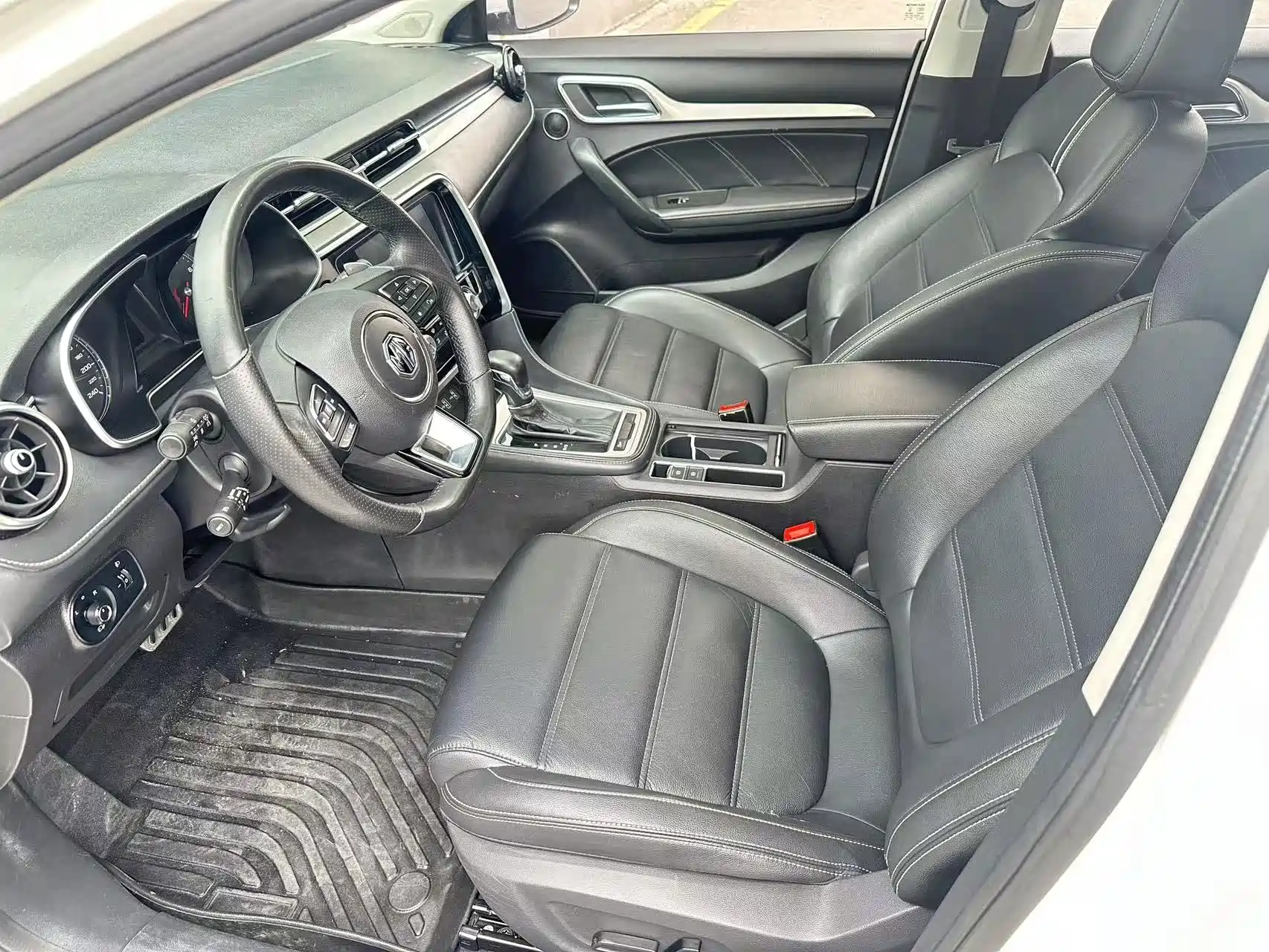 Фото 6 - MG MG6