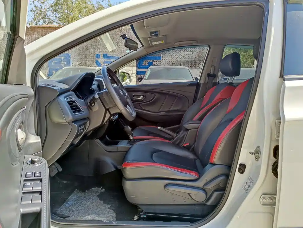 Luxgen U5 SUV 2017 2017 1.6L CVT Jazz Edition