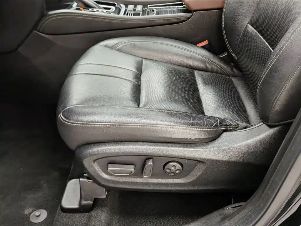 GAC Trumpchi Trumpchi GS8 2017 320T 2WD Luxury Smart Connect (7-seater) фото 20