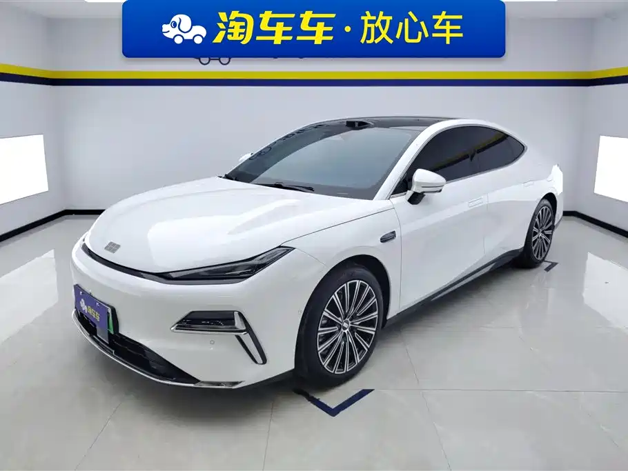 Geely Galaxy Xingyao 8 2025 130km EM-P Starship Edition