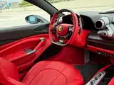Photo 13 - Ferrari F8