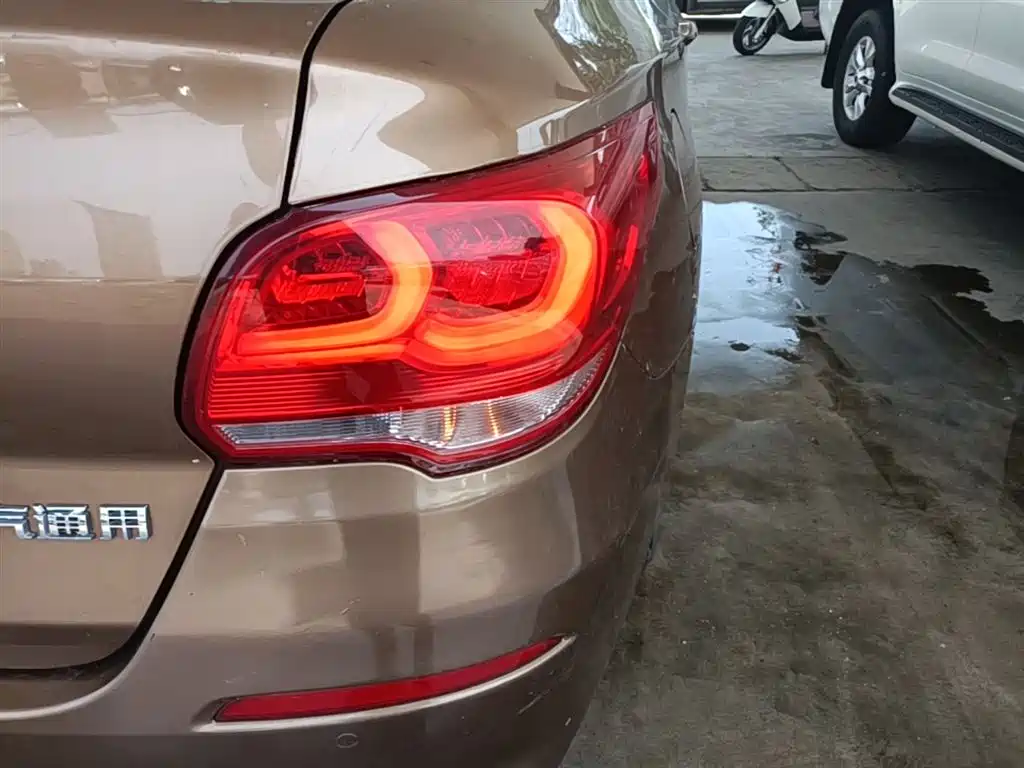 Chevrolet Cavalier 2018 320 Auto Joy Edition фото 8