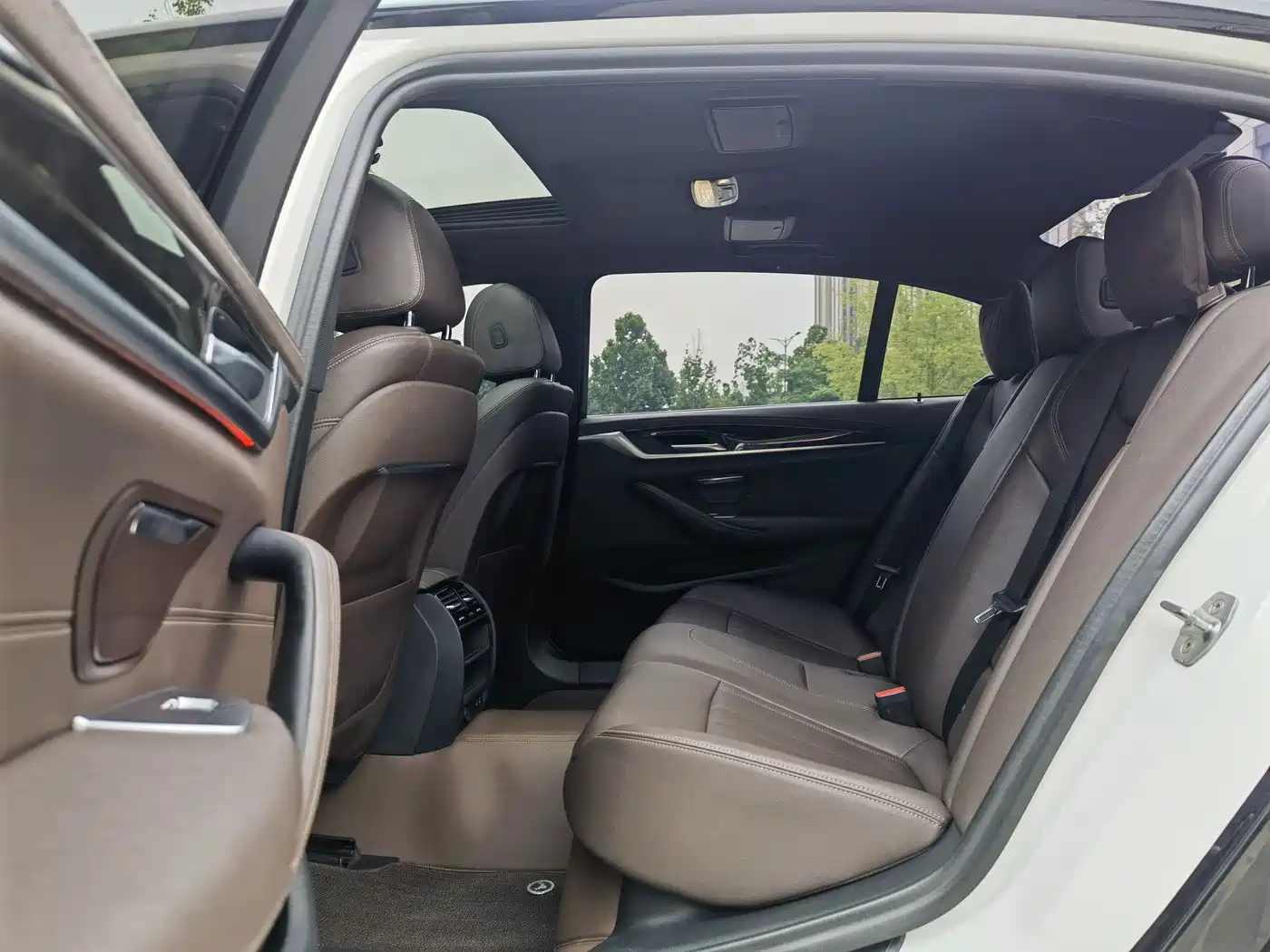 BMW 5 Series 2020 525Li M Sport Package фото 14