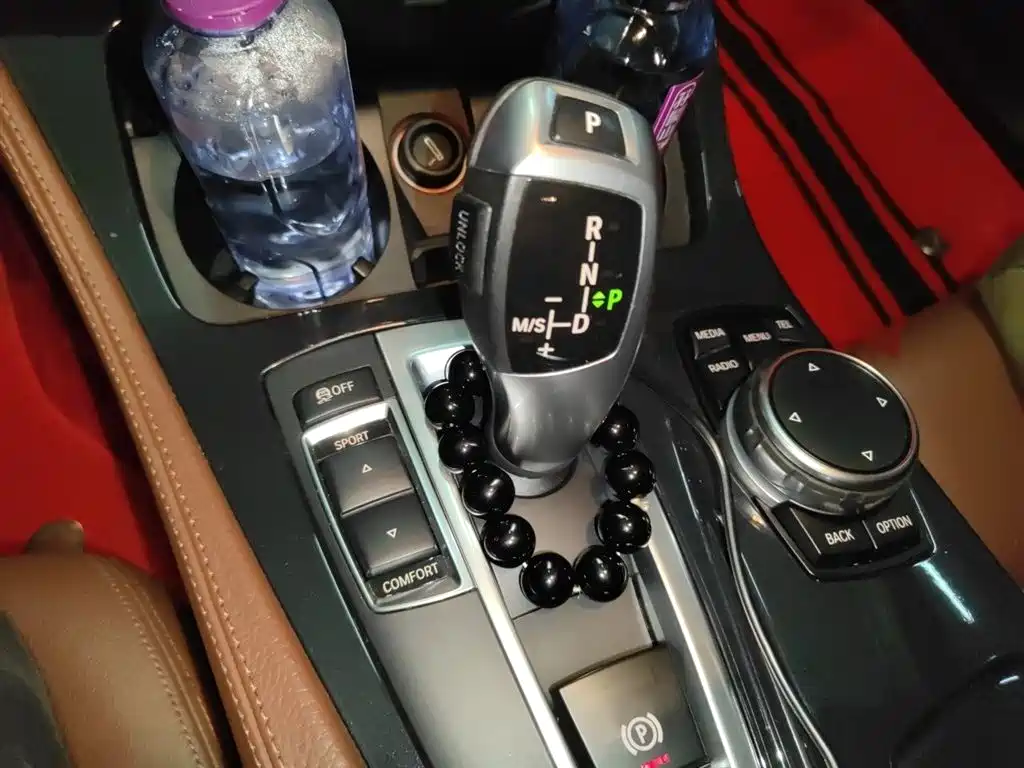 BMW 5 Series 2017 520Li Classic Edition фото 7