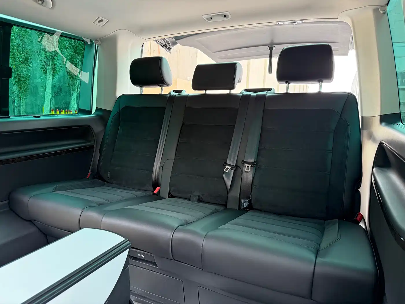 Volkswagen Multivan 2019 2019 2.0TSI 4WD Premium 7-seater