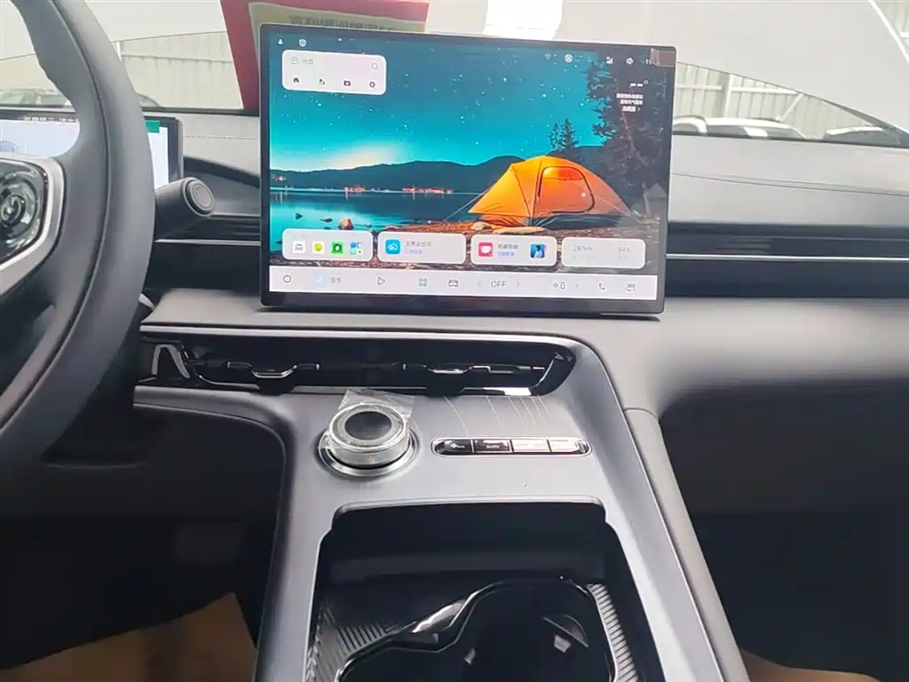 Geely Galaxy Galaxy E5 2026 530km Voyager Edition фото 13