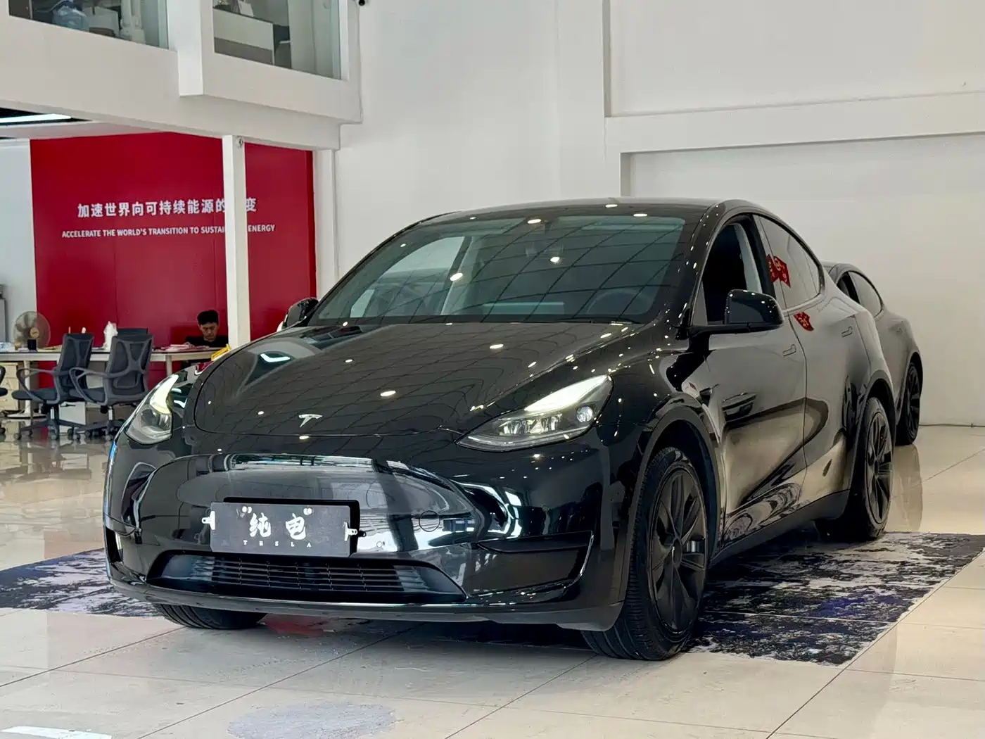  Tesla Model Y 2022 Rear-Wheel Drive Version