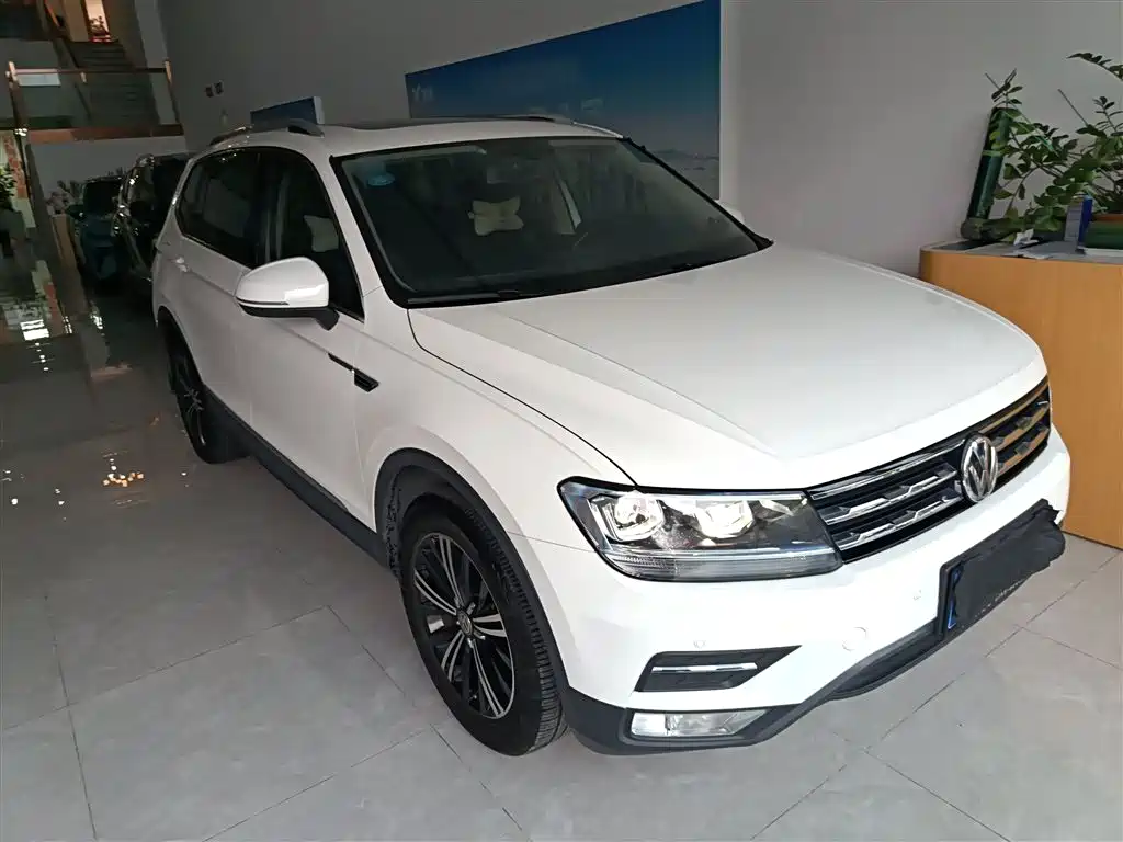 Volkswagen Tiguan L 2019 330TSI Automatic 2WD Panorama Comfort Edition China VI фото 22