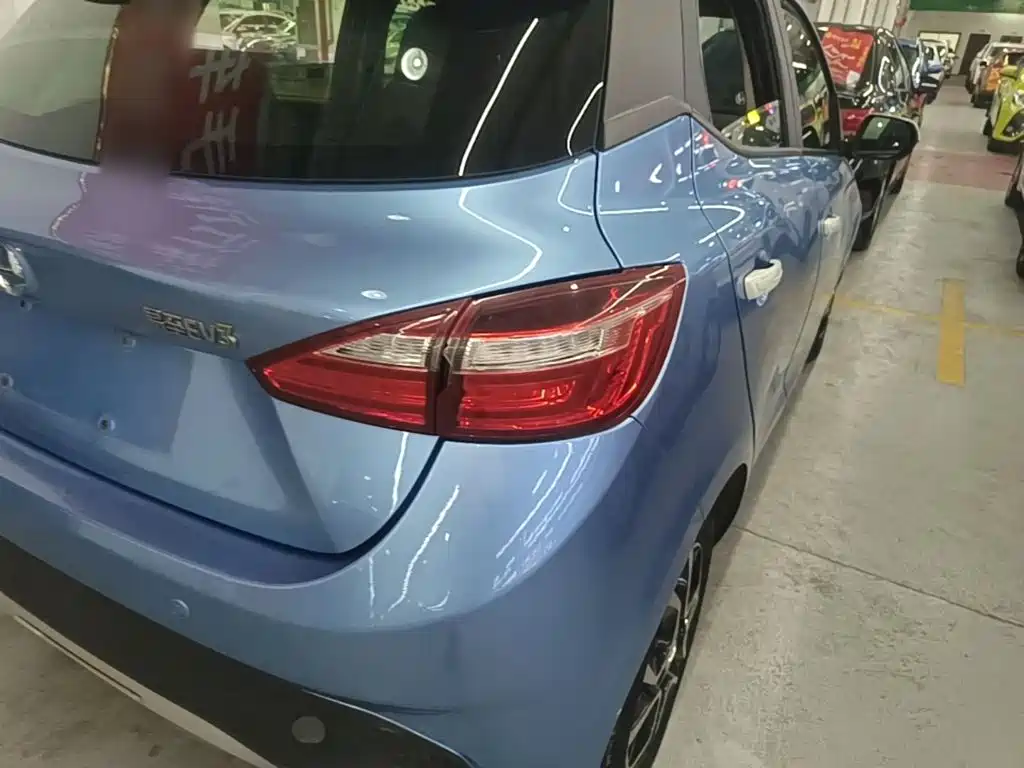 JMCG New Energy Yizhi EV3 2022 2021 Mini Radar Yue Run Model