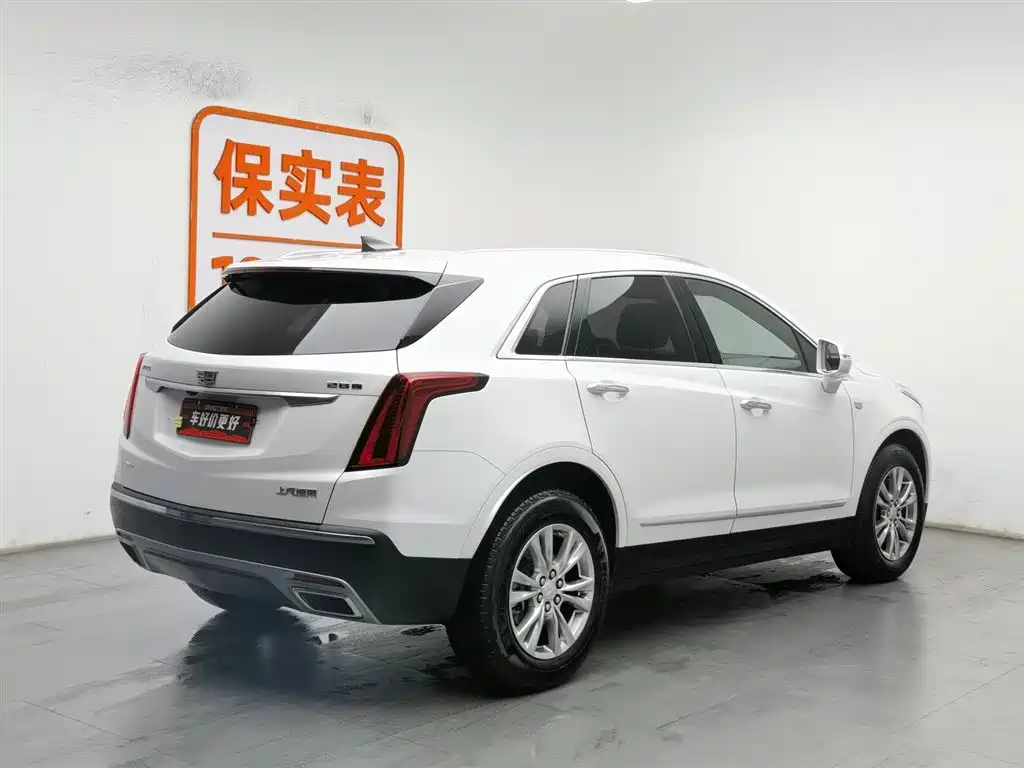 CADILLAC XT5