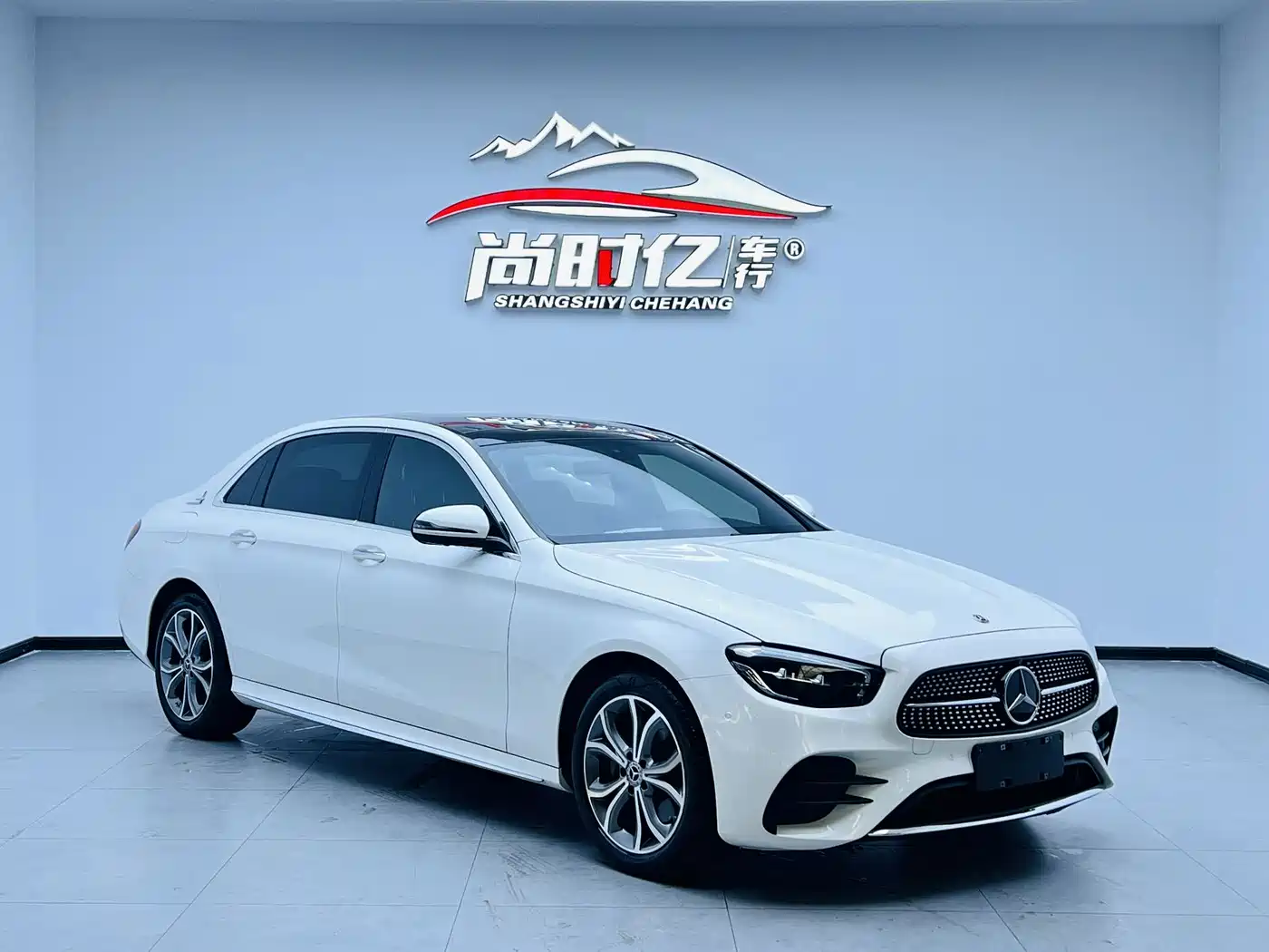 Mercedes-Benz E-Class 2021 E 300 L Sport Fashion фото 3