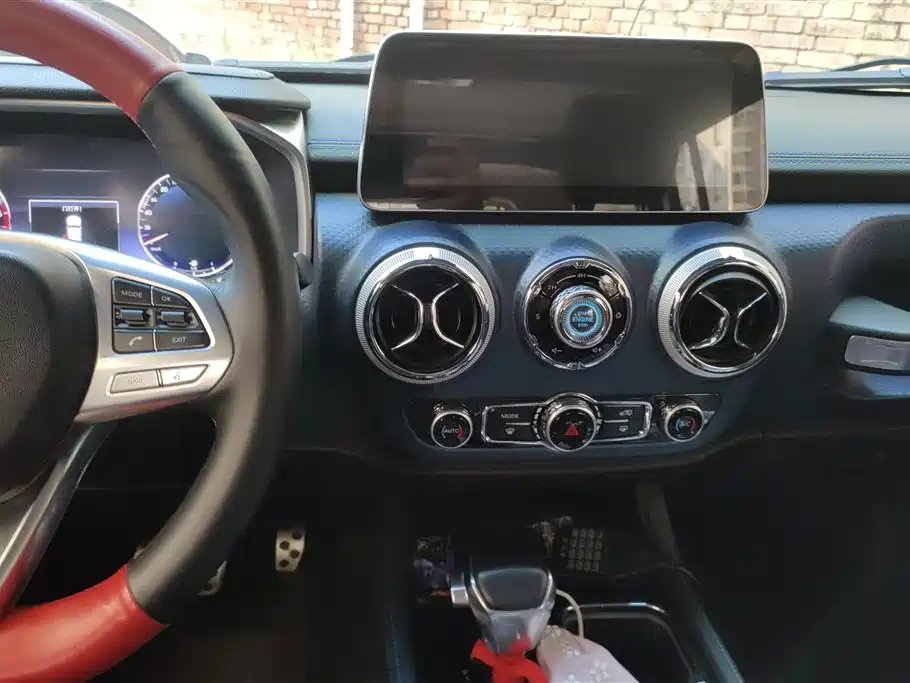 BAIC ORV Beijing Offroad BJ40 2018 PLUS 2.3T Automatic AWD Flagship China V фото 13