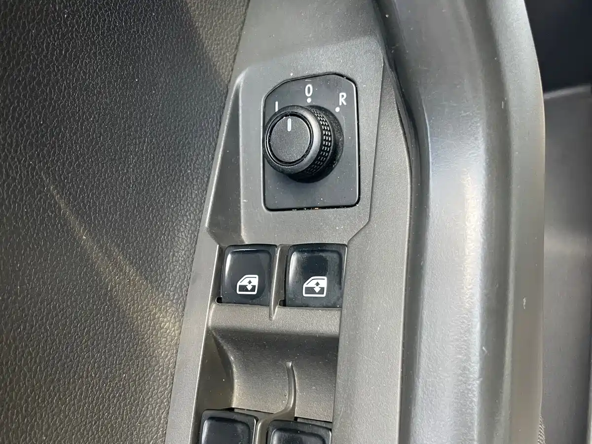 Volkswagen T-Cross 2023 Facelift 1.5L Automatic Trend Edition фото 16