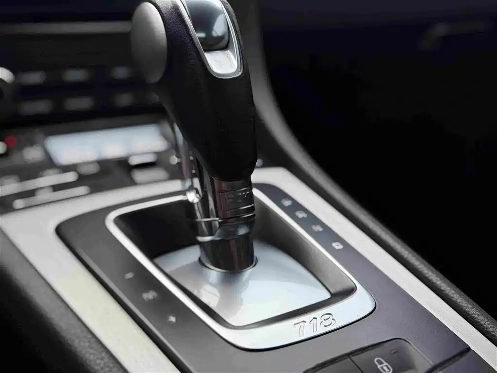 Porsche 718 2017 2016 Cayman 2.0T