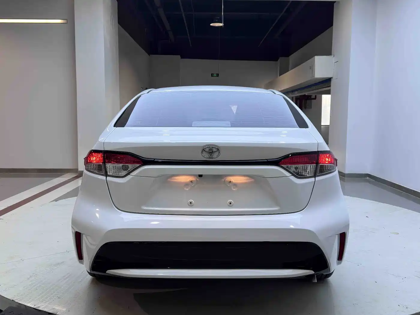 Toyota Levin 2022 185T CVT Luxury Edition фото 3