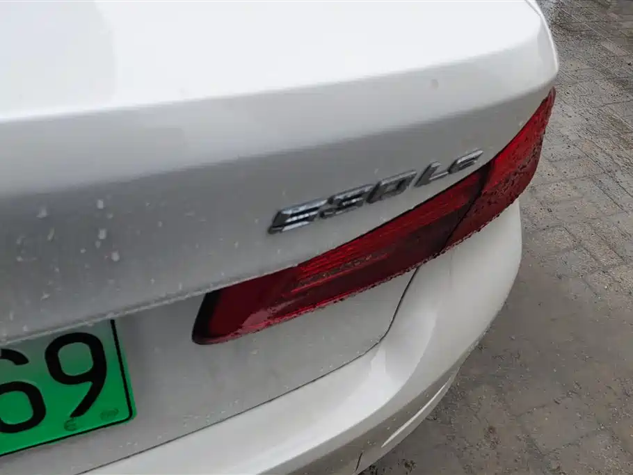BMW 5 Series New Energy 2019 530Le Luxury Package фото 4