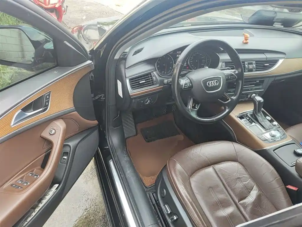 Audi A6L 2017 30 FSI Comfort фото 13