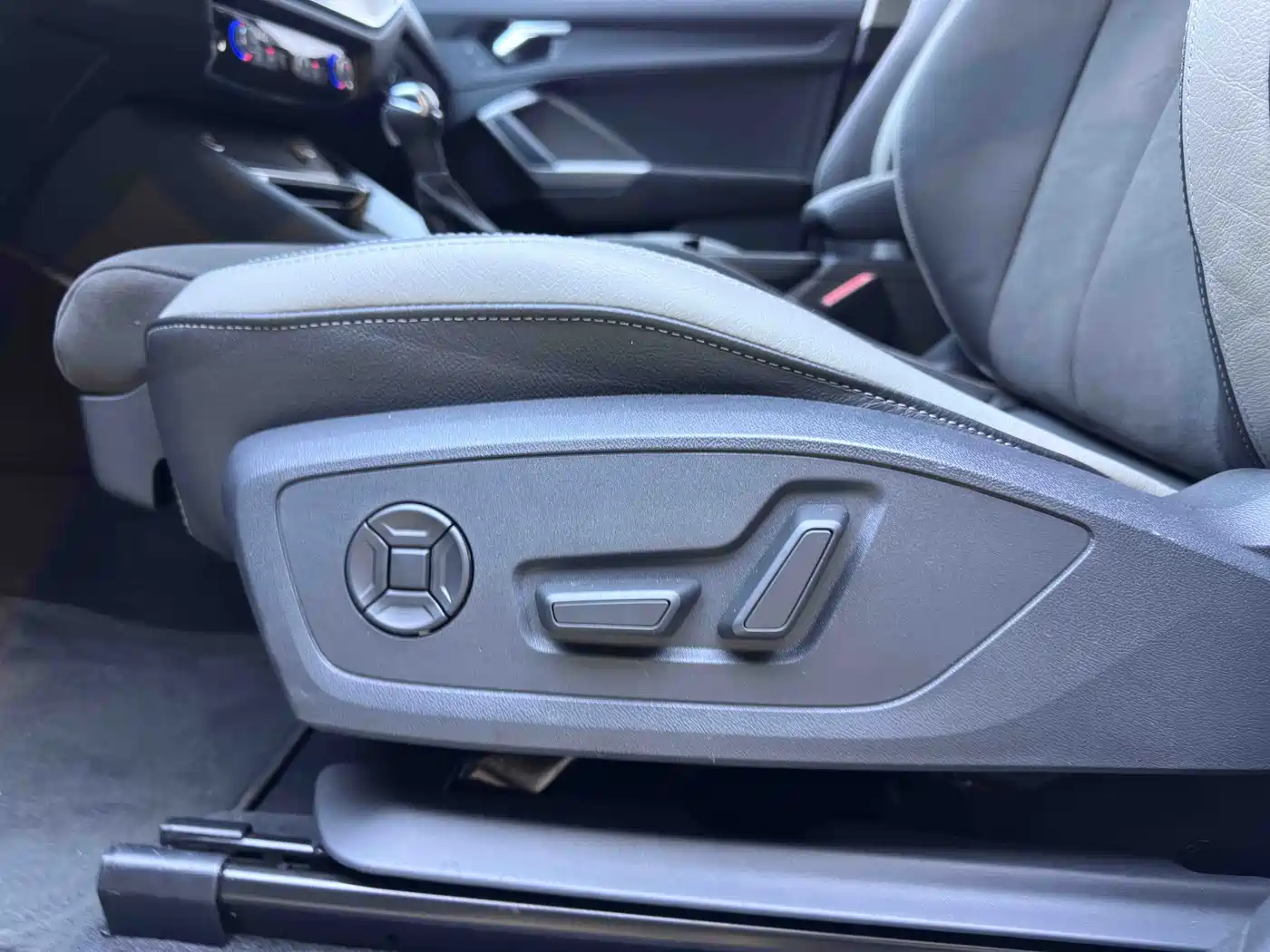 Audi Q3 2023 35 TFSI Fashion Dynamic (1.4T) фото 18