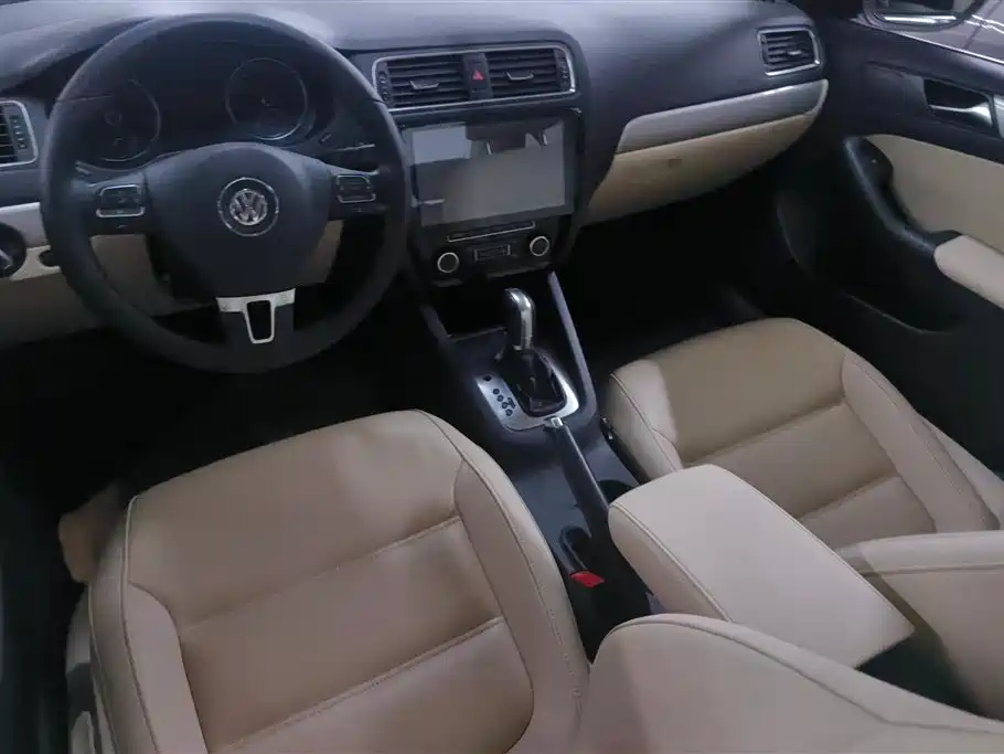 Volkswagen Sagitar 2014 Facelift 1.4TSI Automatic Luxury фото 12