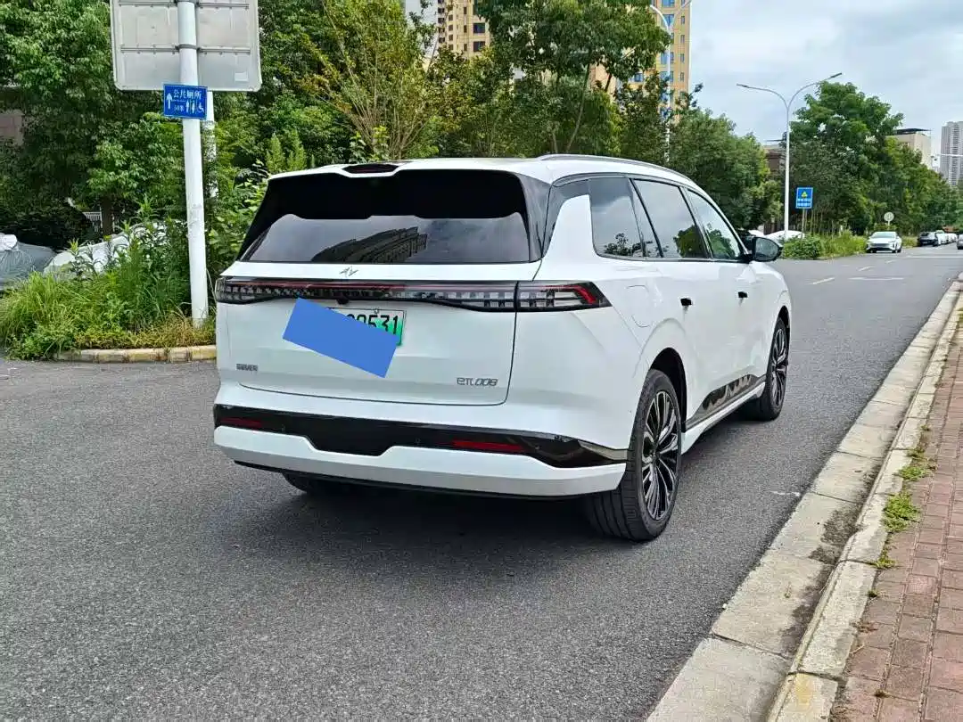 Dongfeng Yipai eπ008 2026 2026 6-seater EREV Family Joy Edition