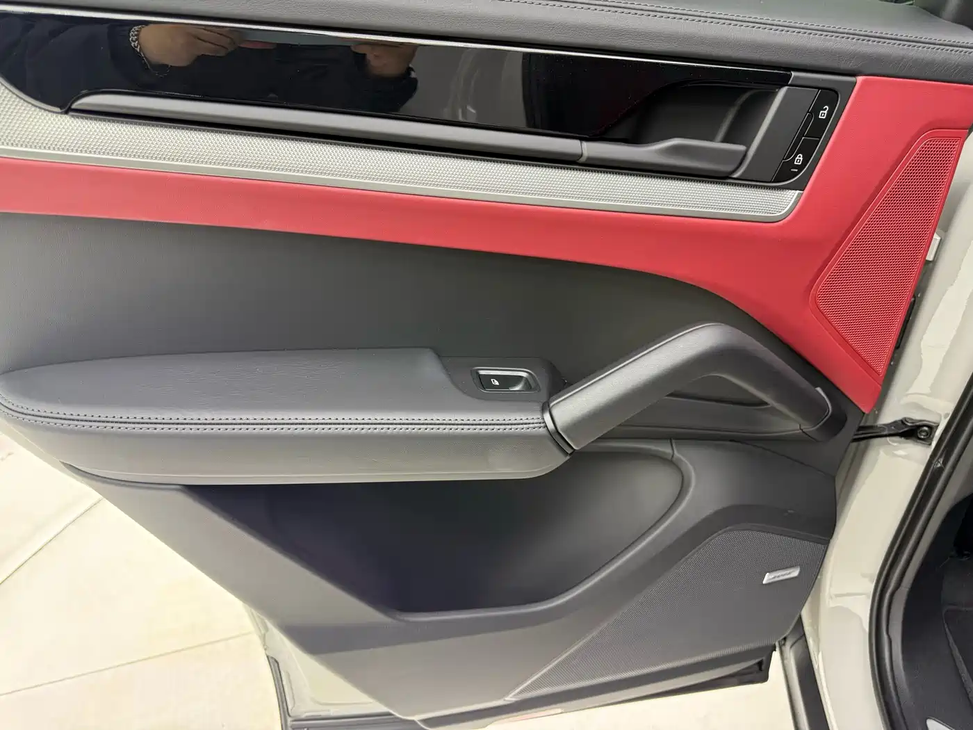 Porsche Cayenne 2025 Cayenne 3.0T Dream Chaser Edition фото 15