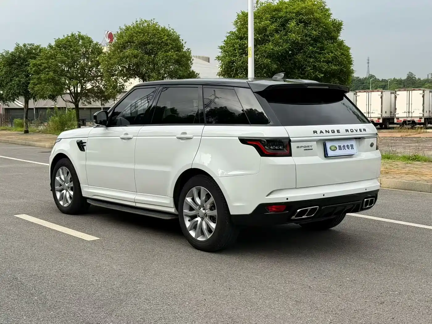 Land Rover Range Rover Sport 2017 3.0 SC V6 HSE фото 8