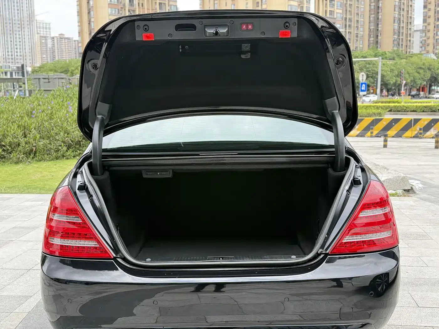 Mercedes-Benz S-Class 2012 S 350 L 4MATIC Grand Edition фото 20