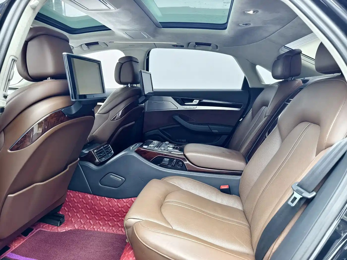 Audi A8 2013 A8L 6.3 FSI W12 quattro Flagship фото 14