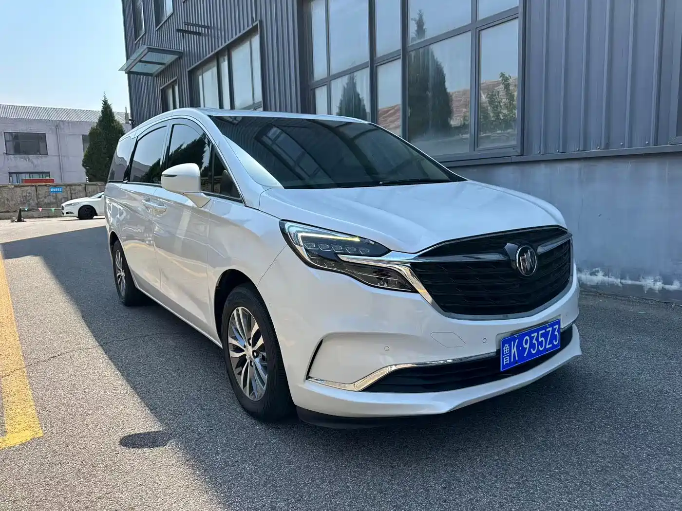 Buick GL8 2021 ES Landlord 653T Premium фото 2