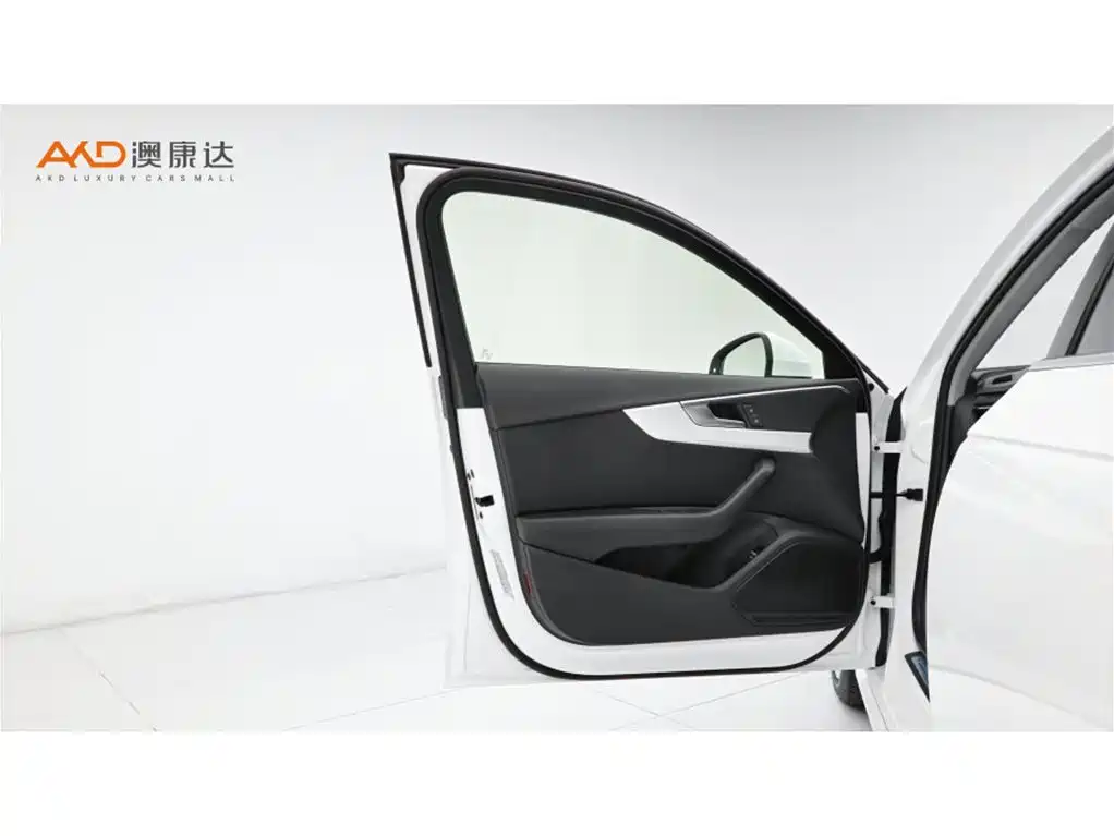 Audi A4L 2018 30th Anniversary 40 TFSI Fashion фото 10