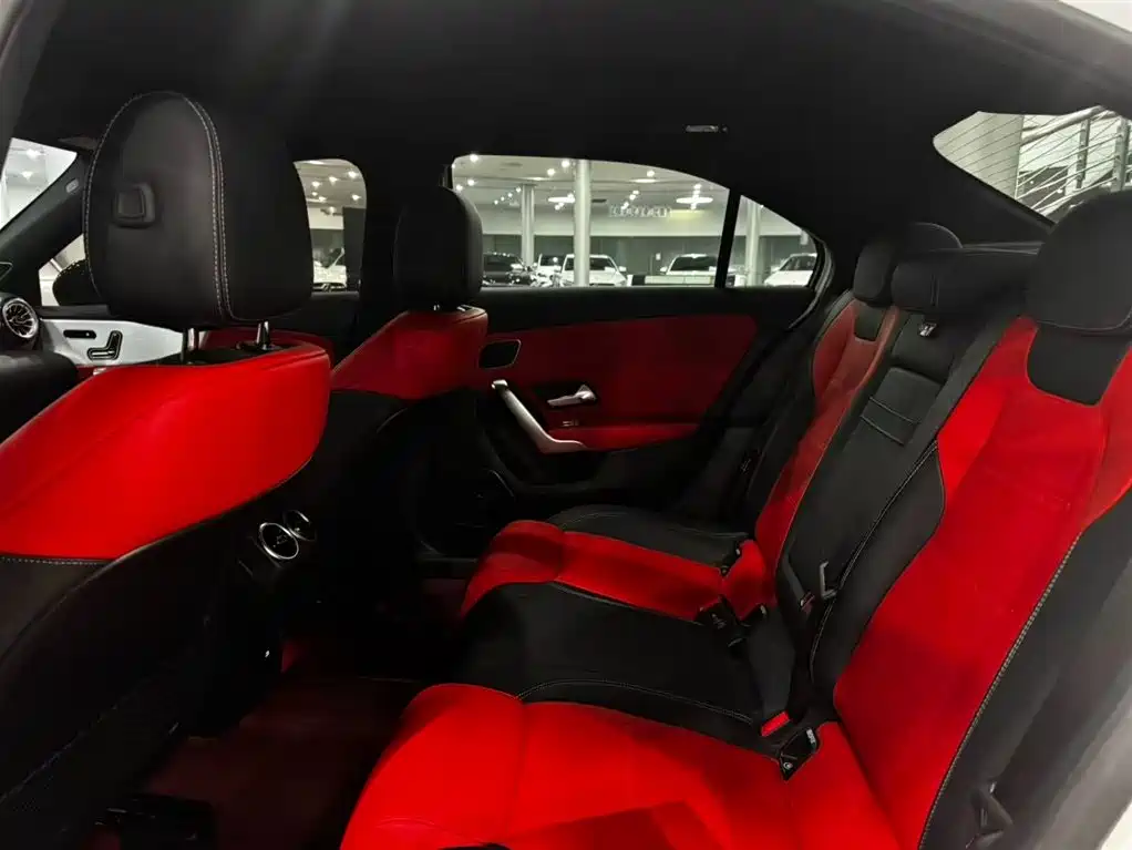 Mercedes-Benz A-Class AMG 2026 2024 AMG A 35 L 4MATIC