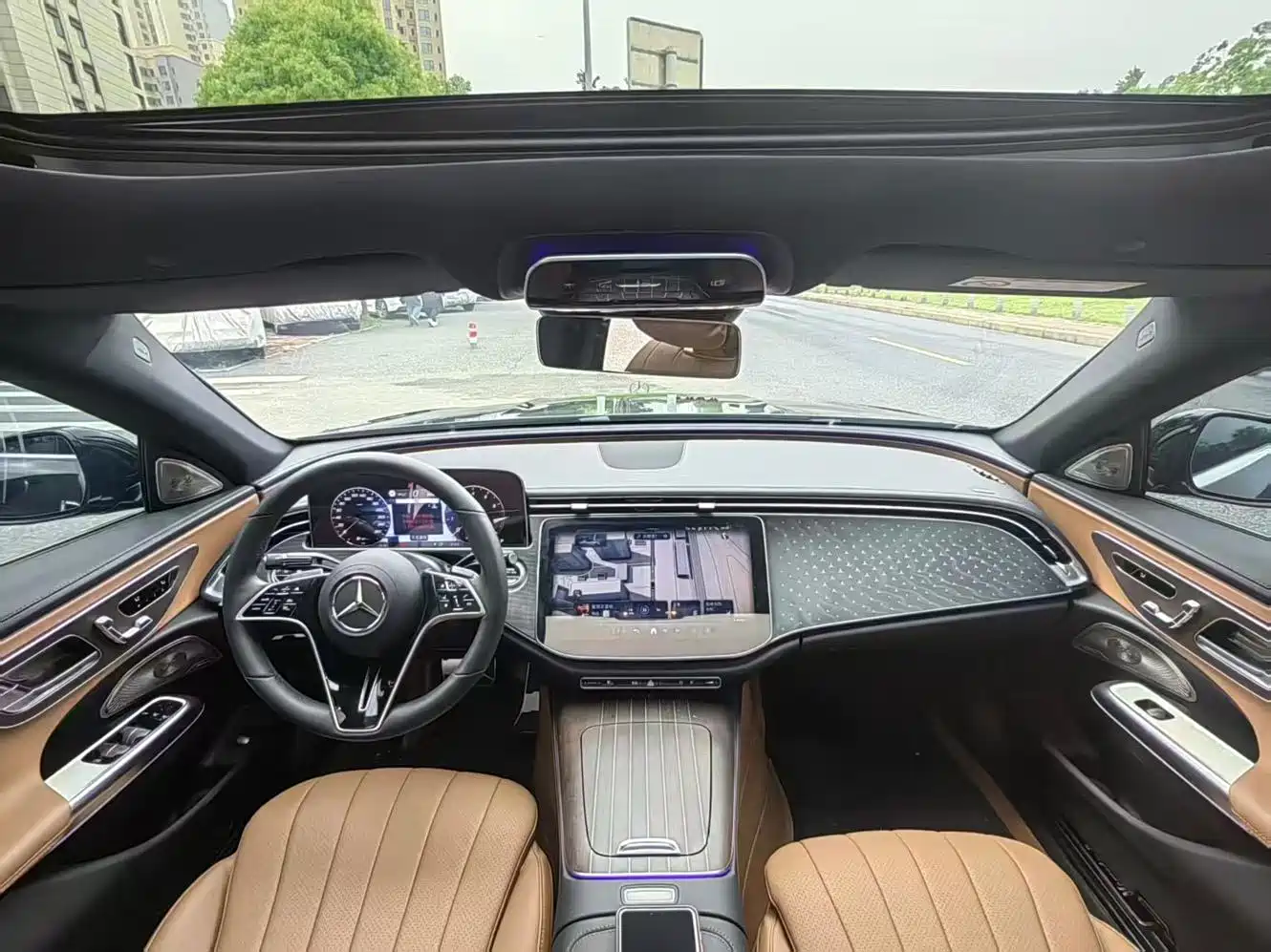 Mercedes-Benz E-Class 2026 E 300 L Fashion фото 5