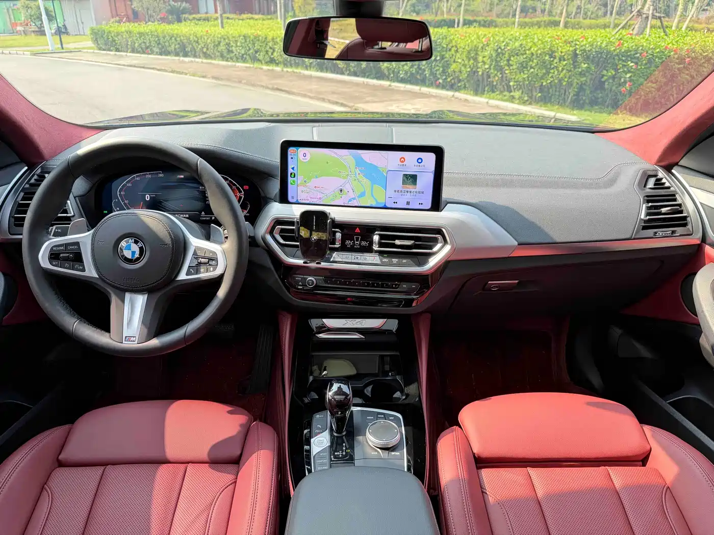 BMW X4 2022 xDrive 25i M Sport Package фото 8