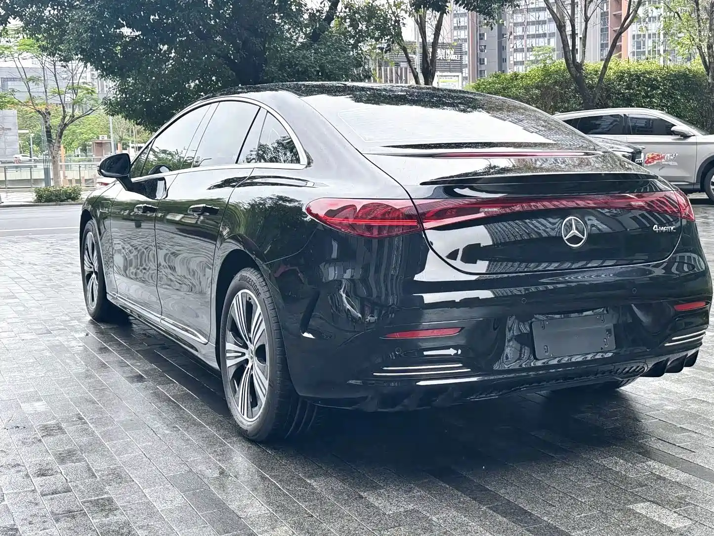 Фото 4 - Mercedes-Benz EQE