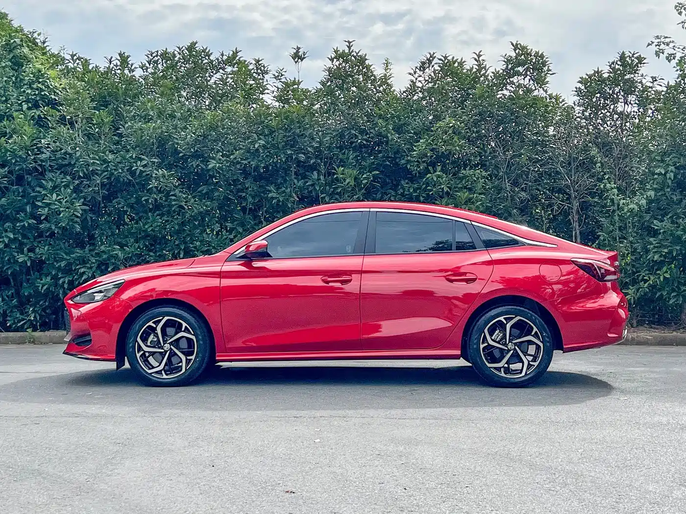 MG MG5 2025 2025 300TGI Global Flagship