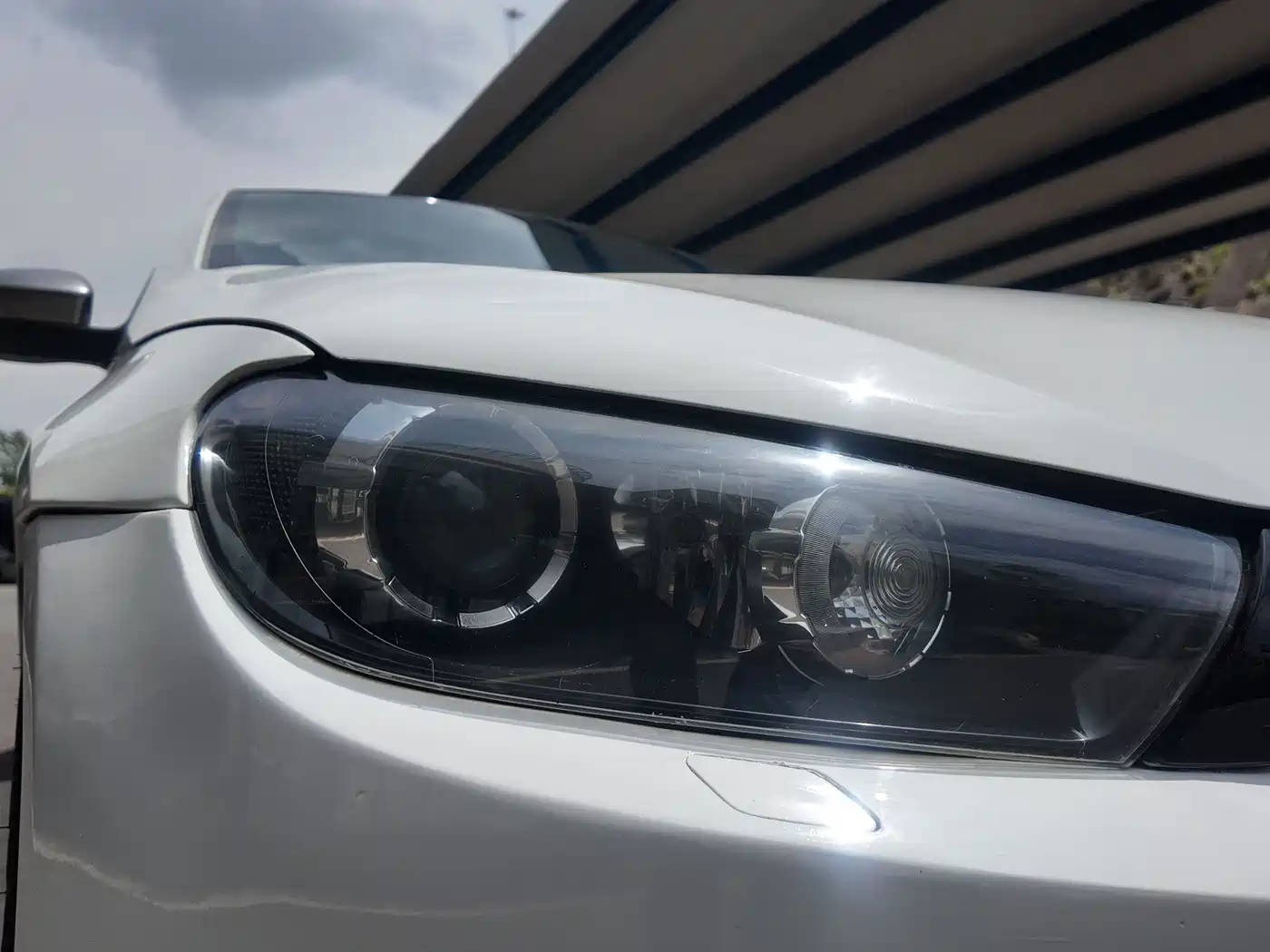 Volkswagen Scirocco 2011 2.0TSI Luxury фото 4