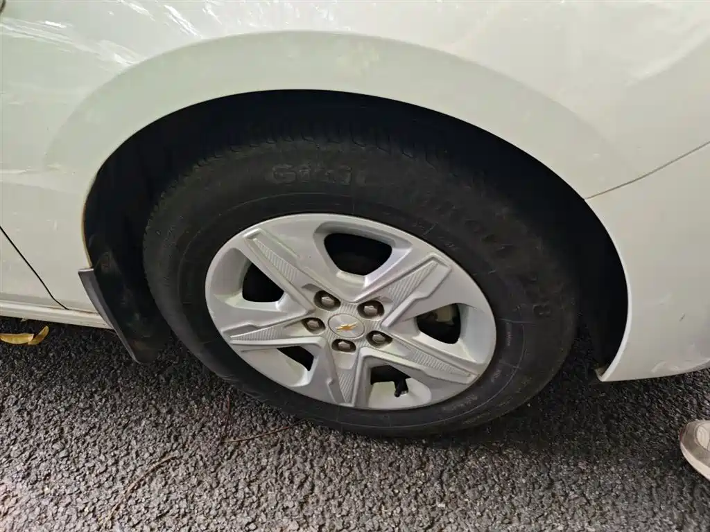 Chevrolet Cavalier 2018 320 Auto Enjoy Sunroof Edition фото 24