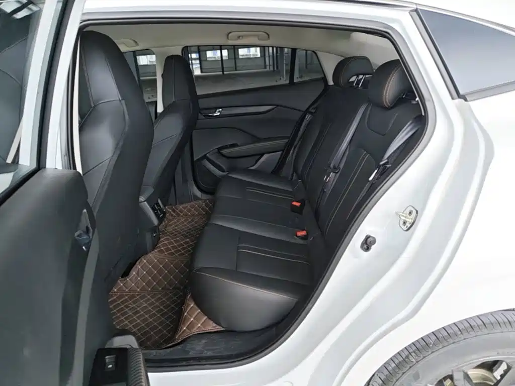 Dongfeng Aeolus Yixuan 2025 2025 1.5L Auto Luxury