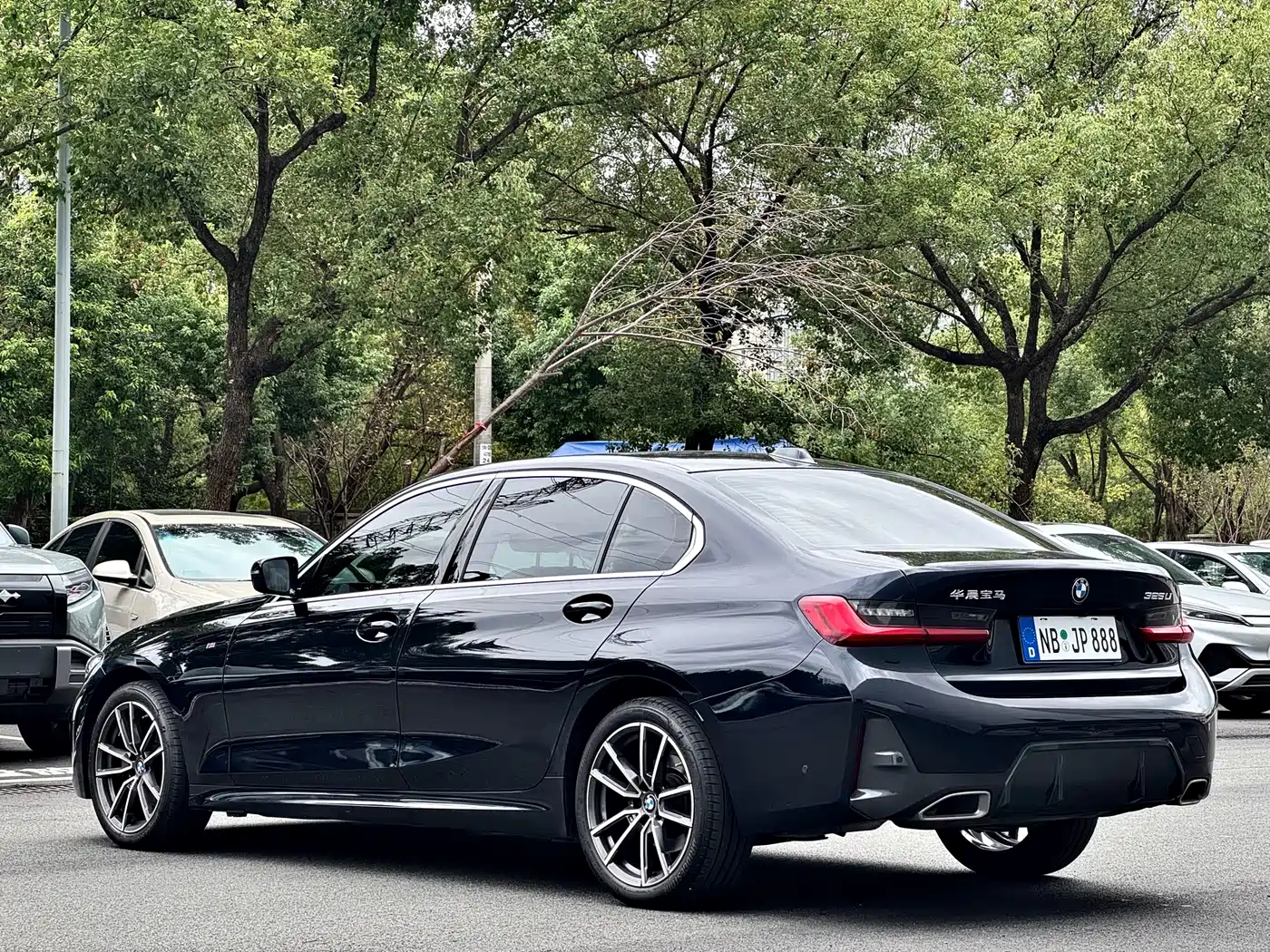 BMW 3 Series 2024 325Li M Sport Package фото 18