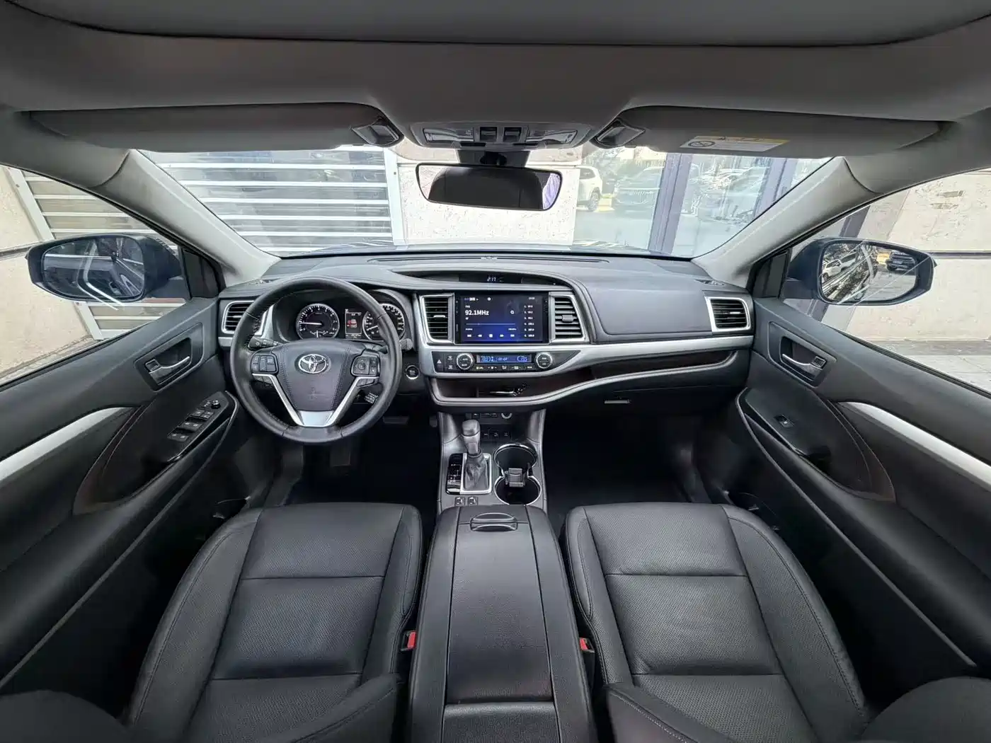 Toyota Highlander 2021 2.0T AWD Luxury 7-Seater фото 7