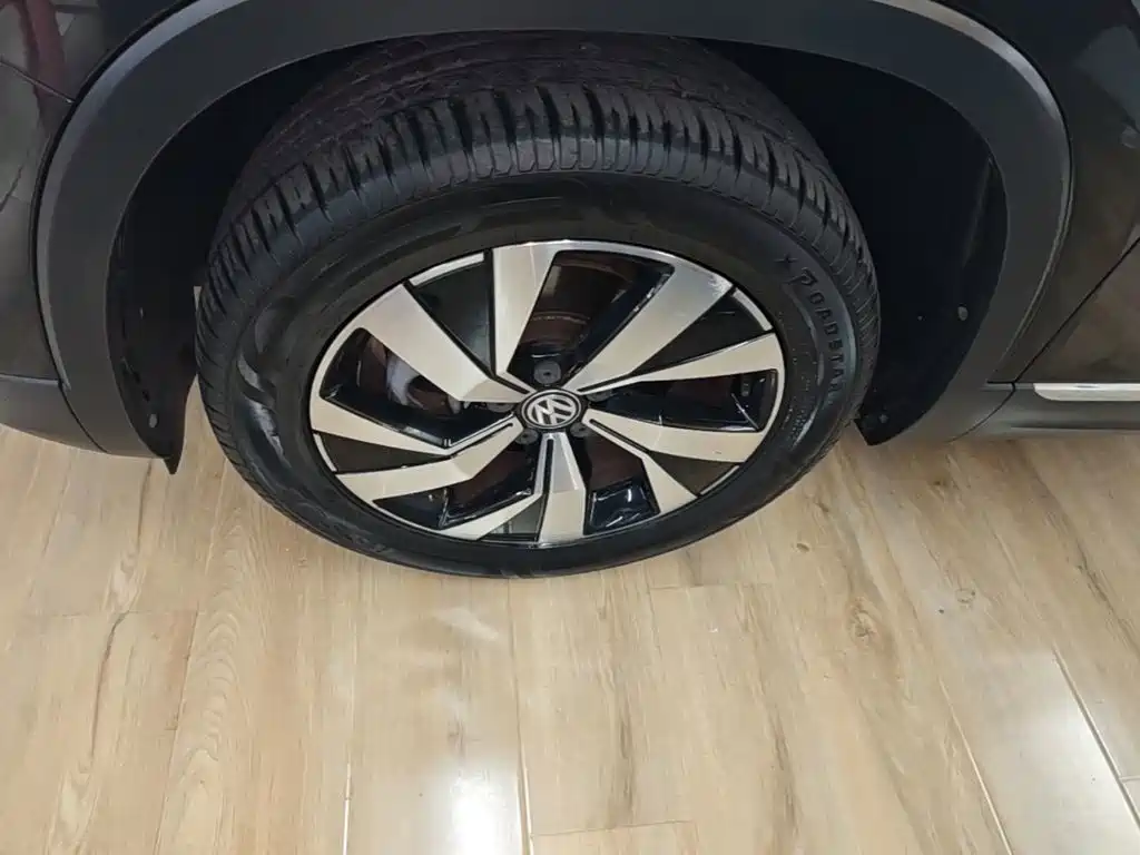 Фото 23 - Volkswagen Tayron